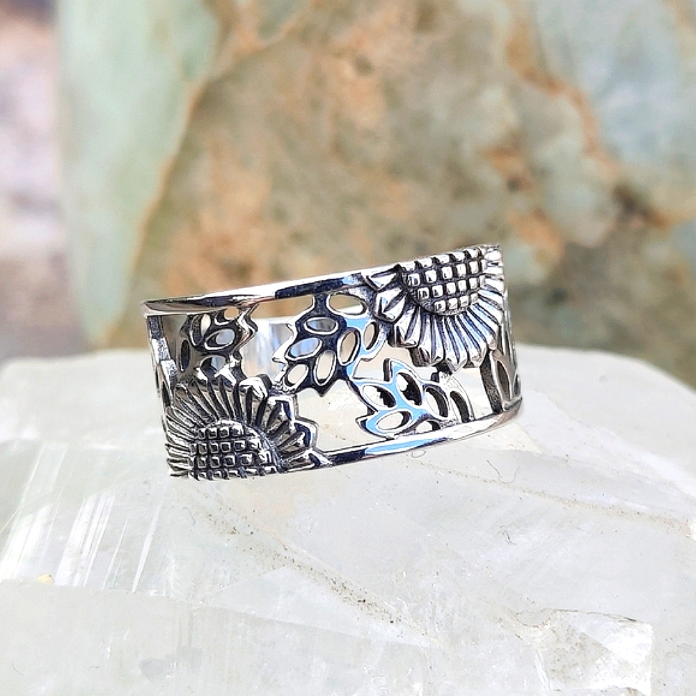 Sunflower Cutout Sterling Silver Ring, size 8